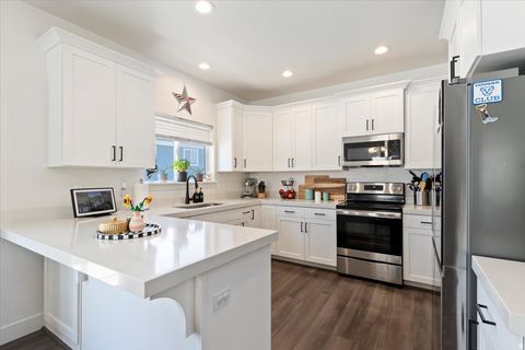 Tiny photo for 7168 N SILVER SPRING WAY E, Eagle Mountain, UT 84005 (MLS # 2152688)