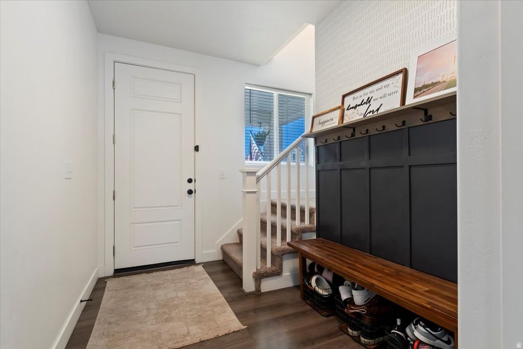 Photo of 7168 N SILVER SPRING WAY E, Eagle Mountain, UT 84005 (MLS # 2152688)