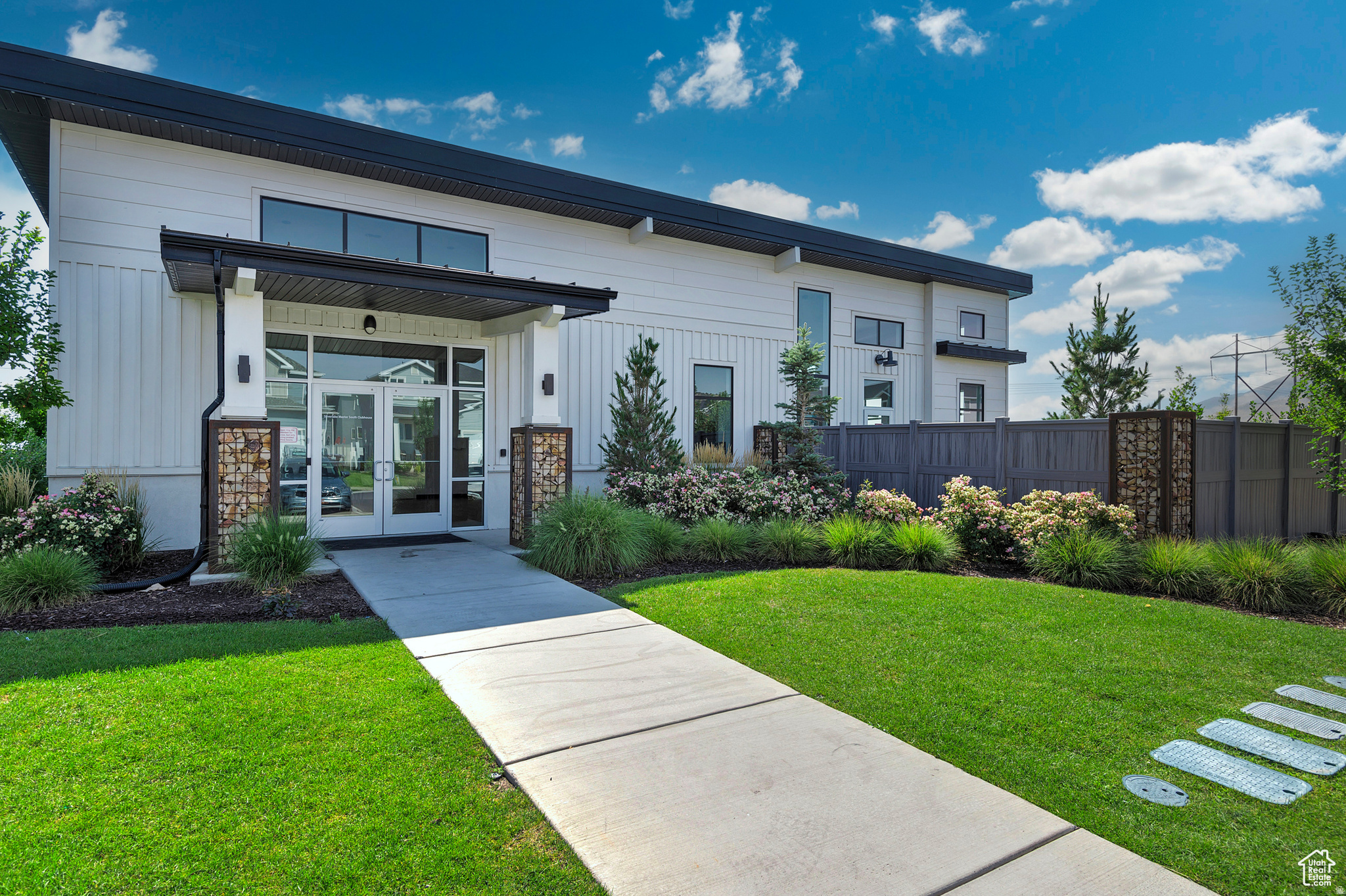 SILVERLAKE - Residential