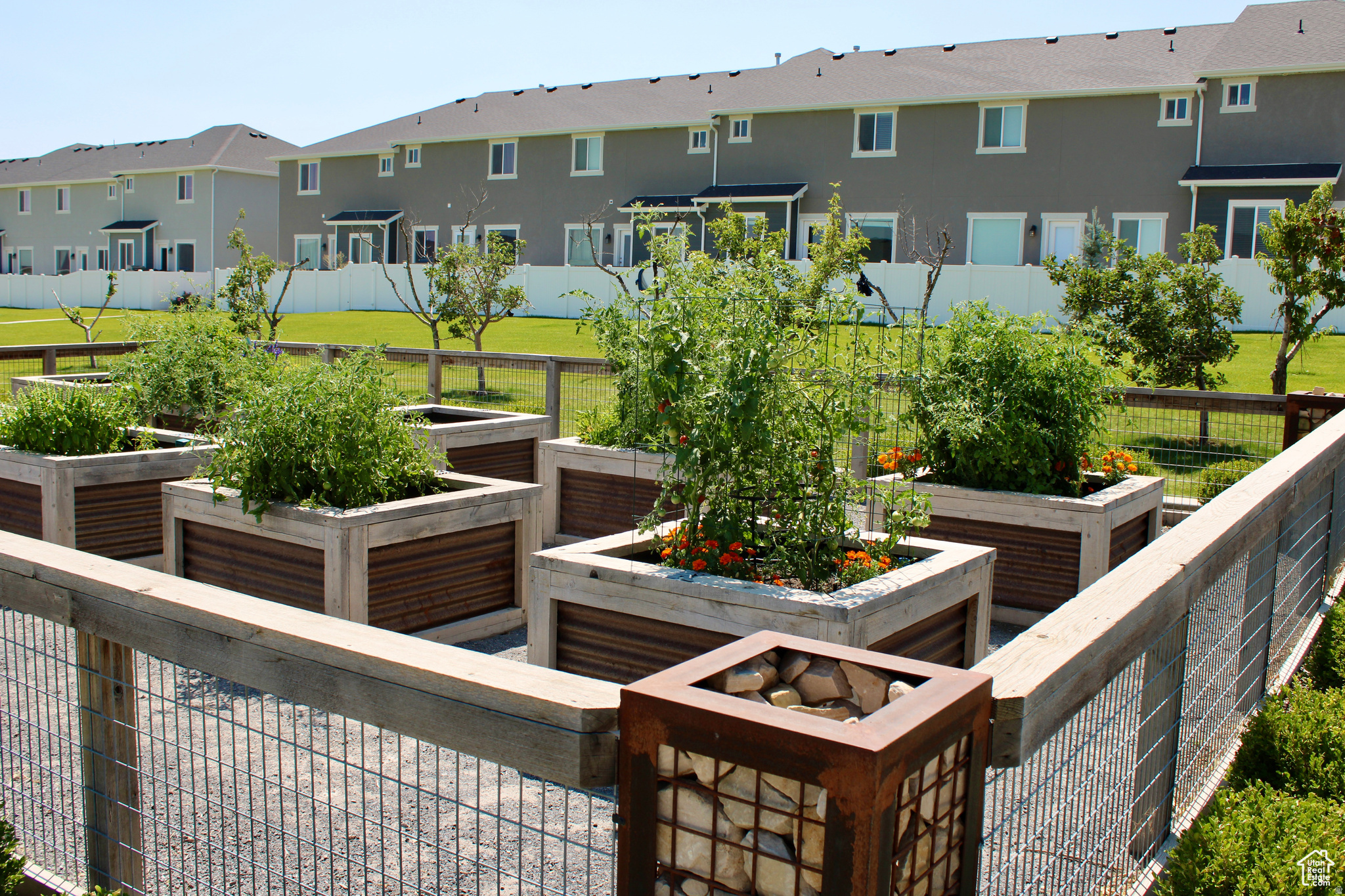 SILVERLAKE - Residential