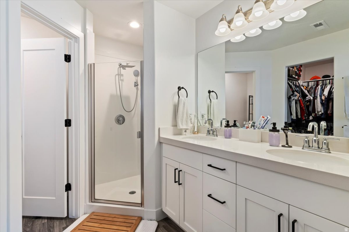 SILVERLAKE - Residential