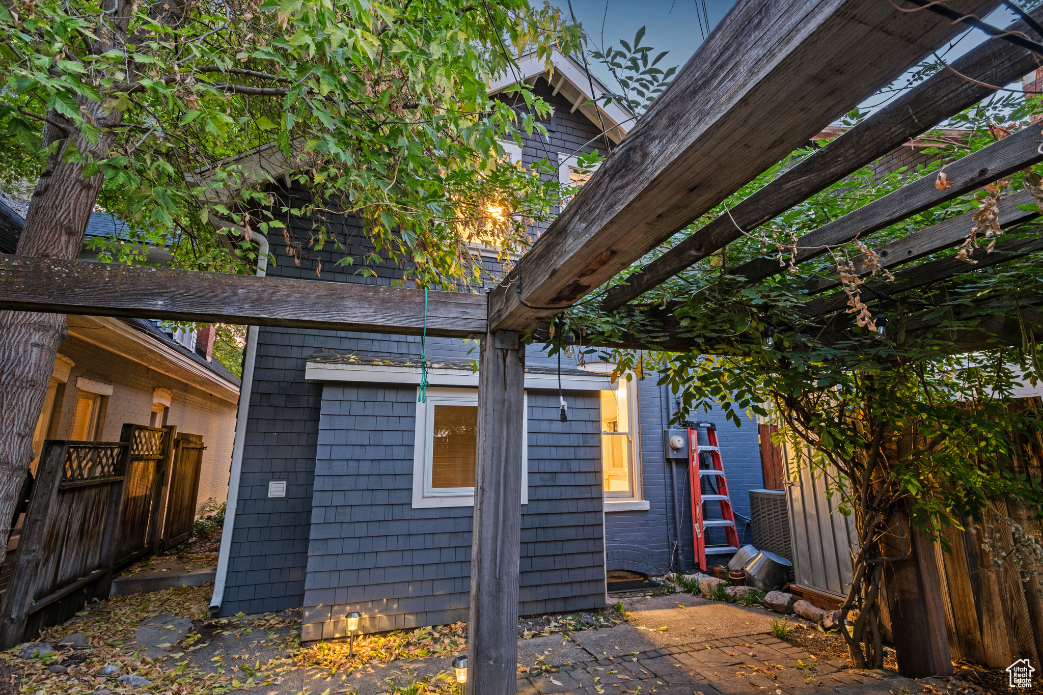 AVENUES - Residential