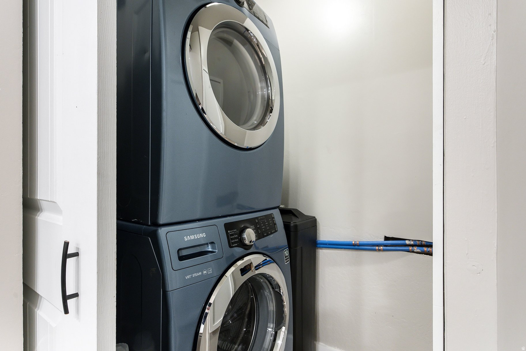 CLAIMJUMPER CONDOMINIUM - Residential