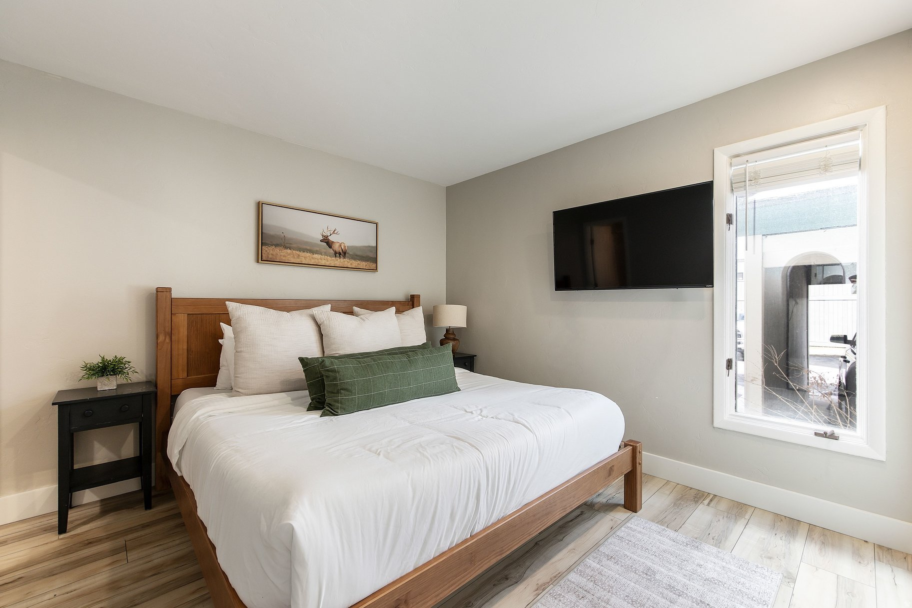 CLAIMJUMPER CONDOMINIUM - Residential