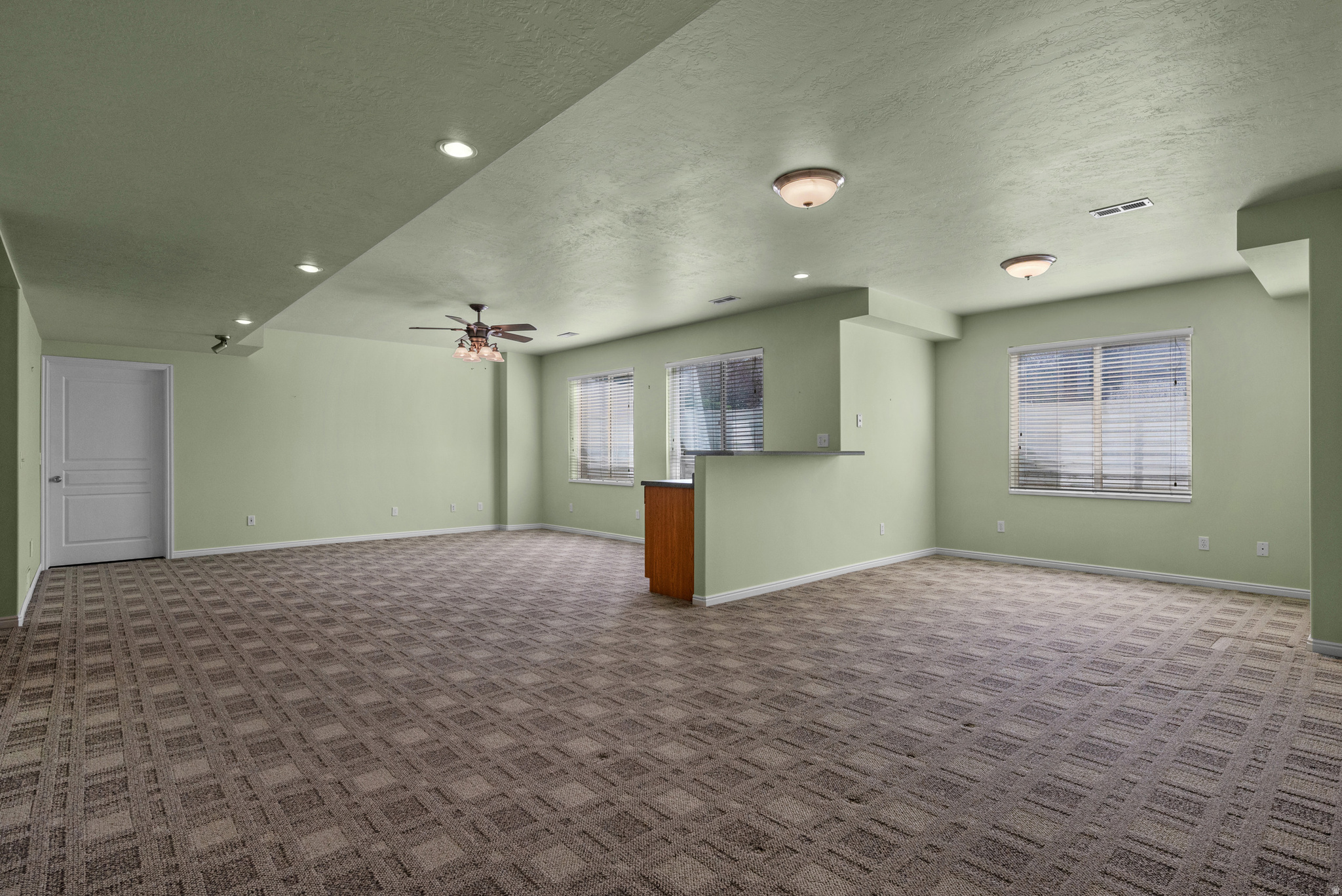 IVORY HIGHLANDS PH 6 - Residential