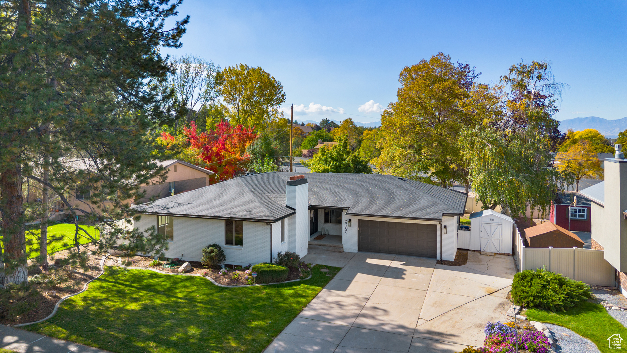 WILLOW CREEK - Residential