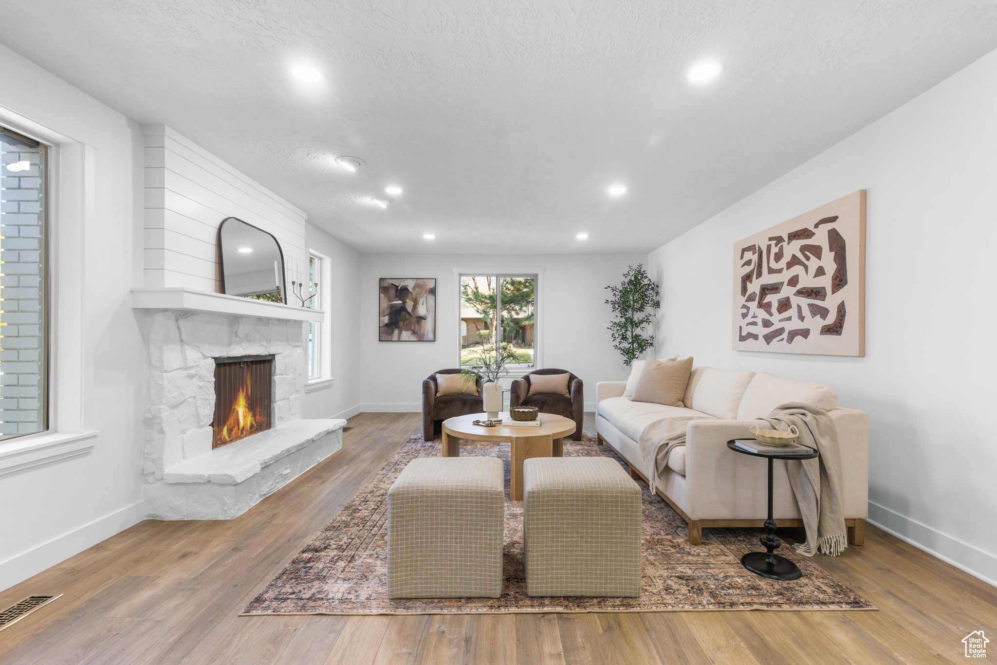 WILLOW CREEK - Residential