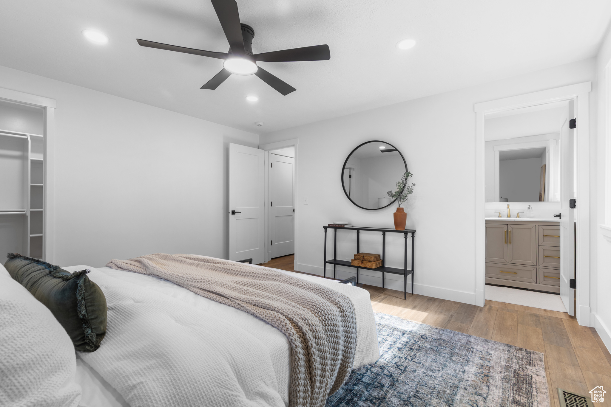 WILLOW CREEK - Residential