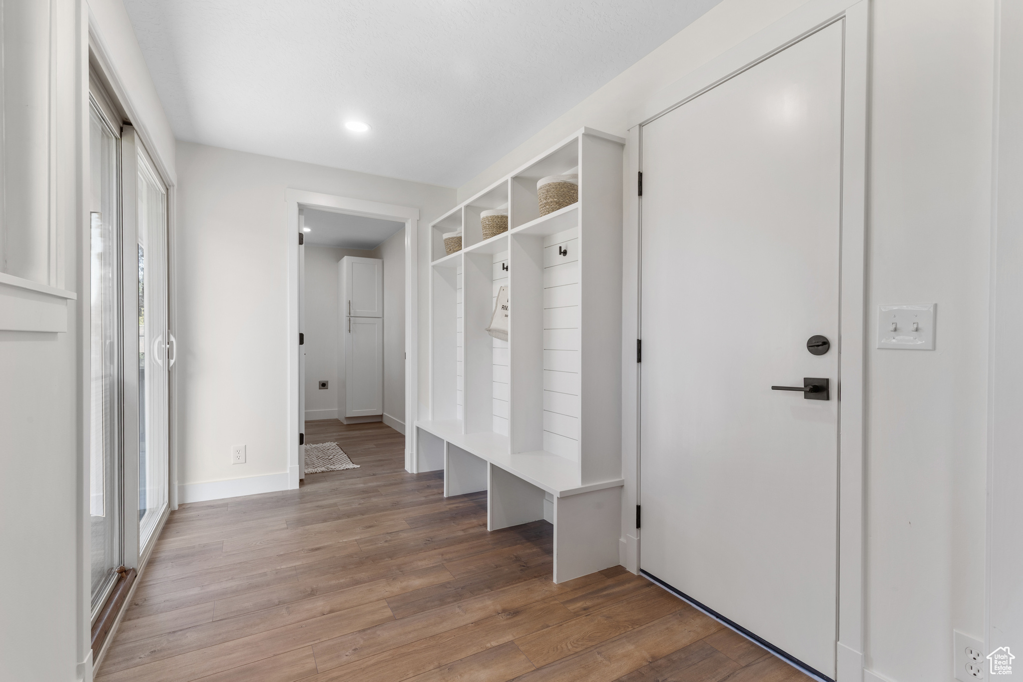 WILLOW CREEK - Residential