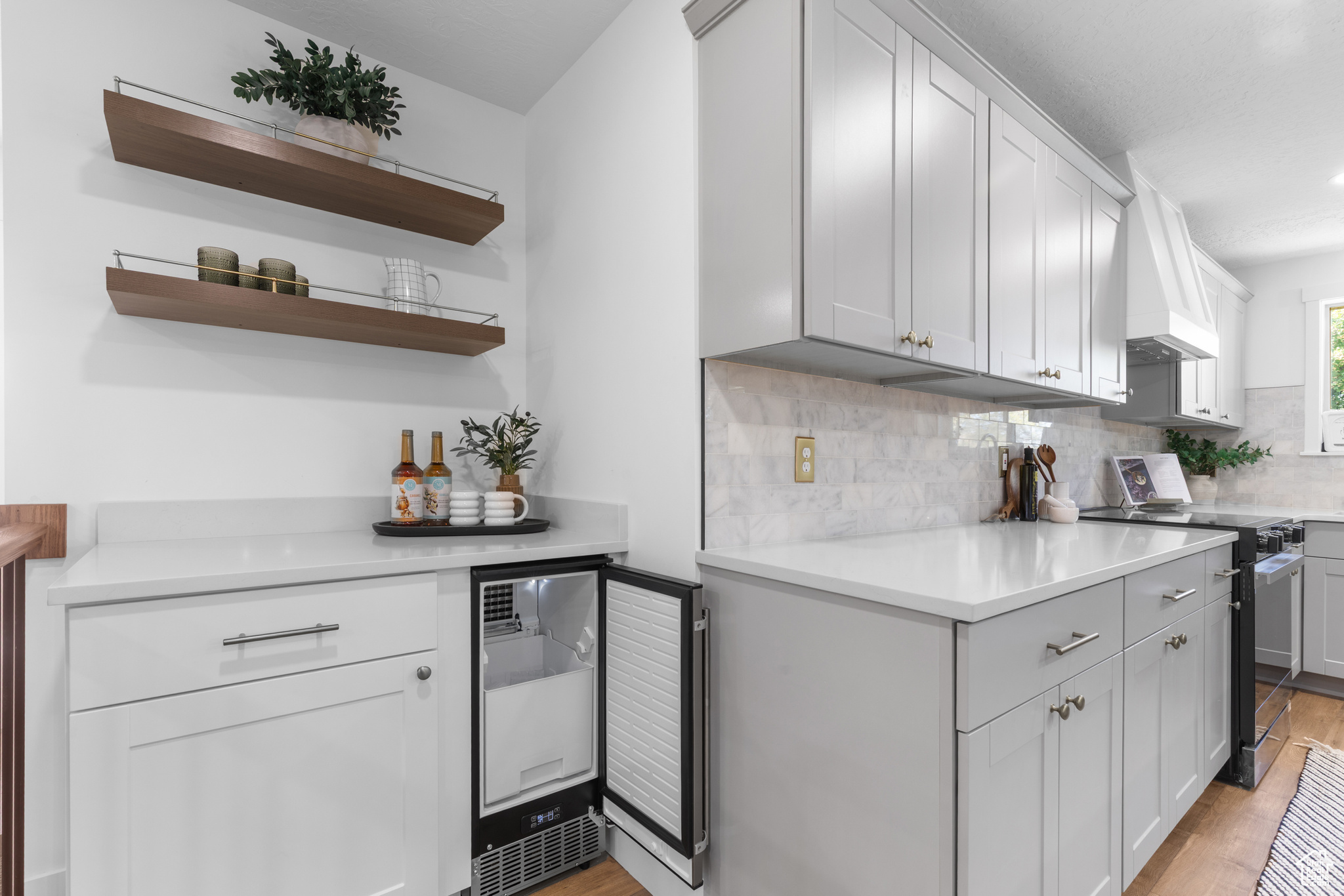 WILLOW CREEK - Residential