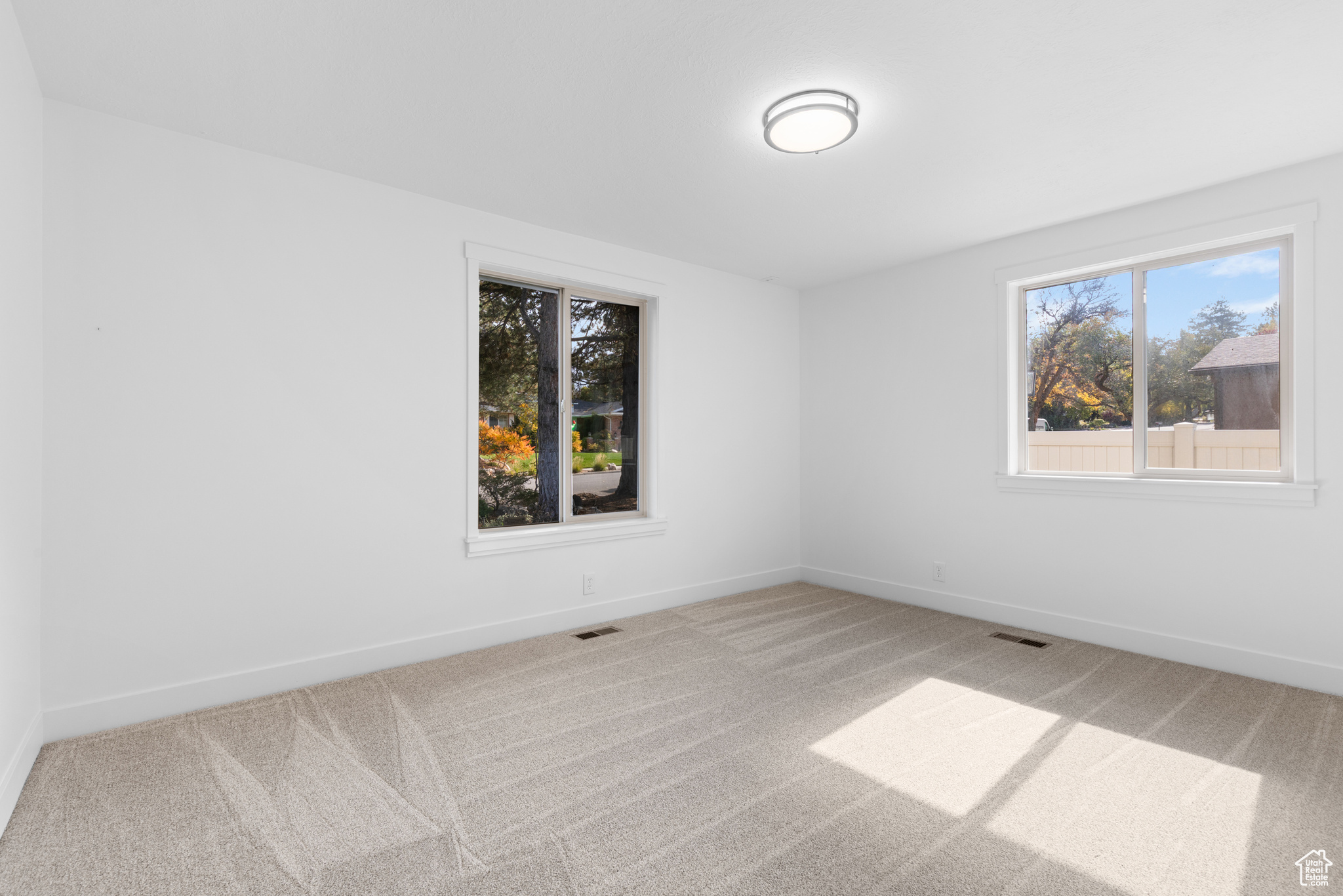 WILLOW CREEK - Residential