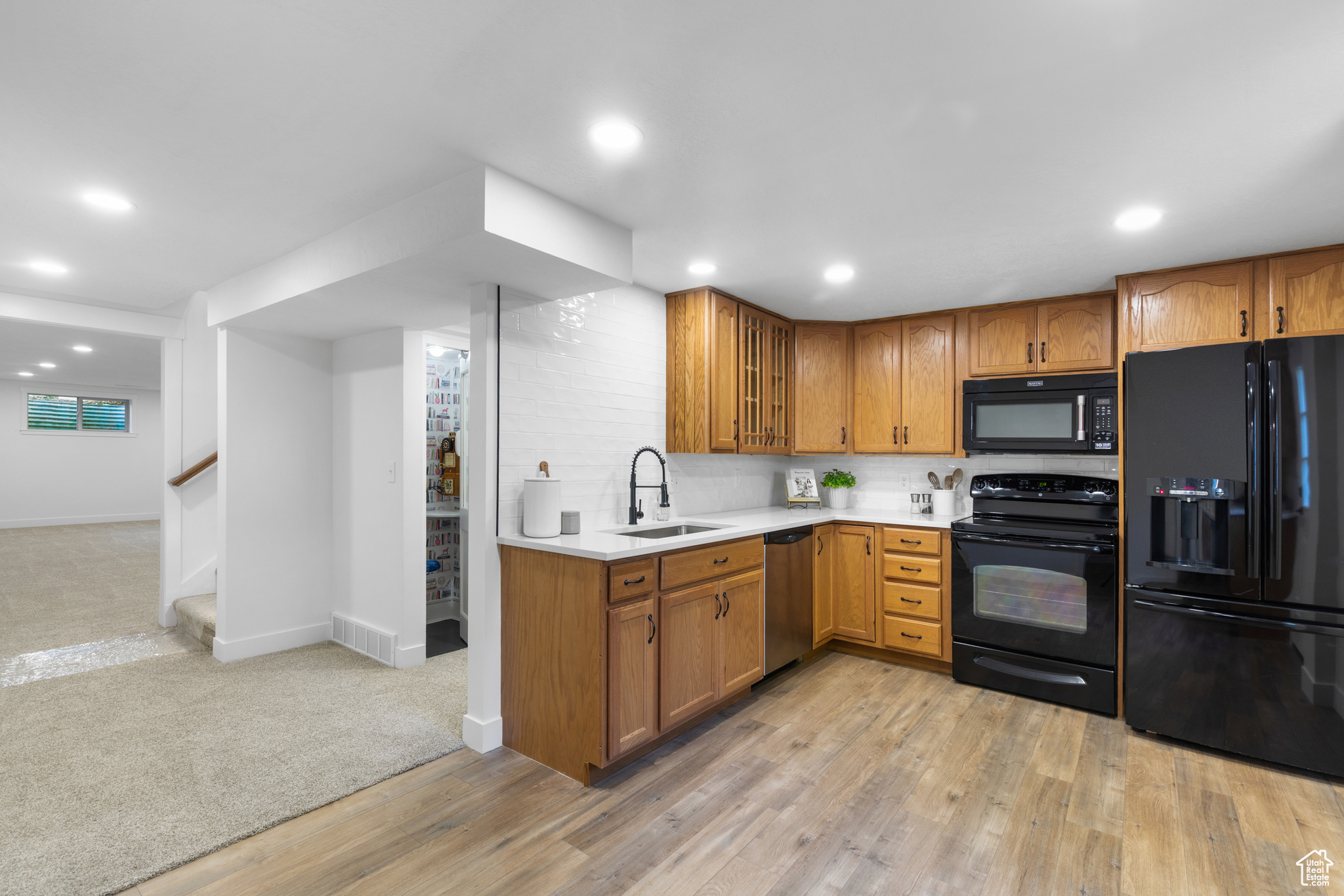 WILLOW CREEK - Residential