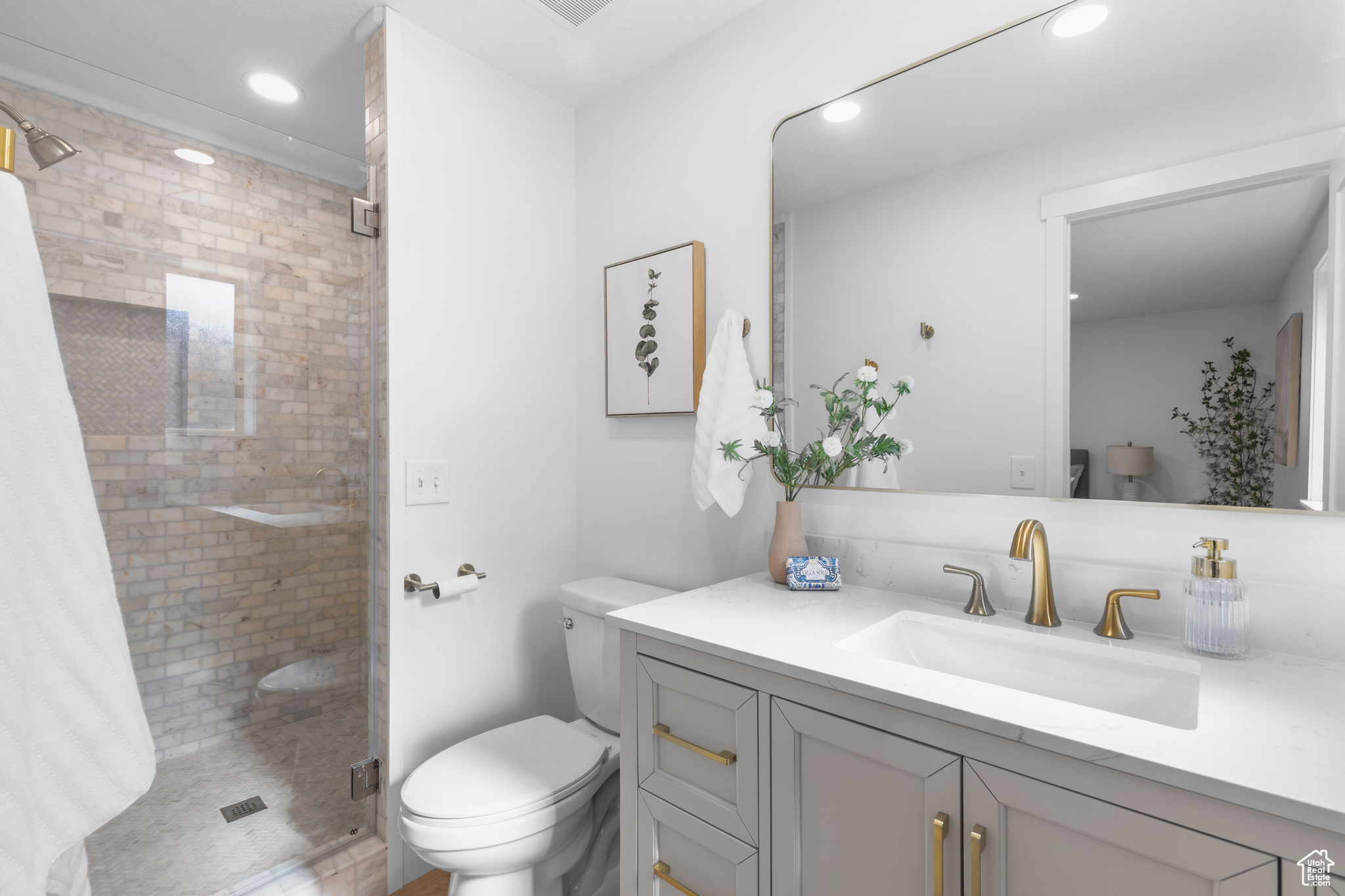 WILLOW CREEK - Residential