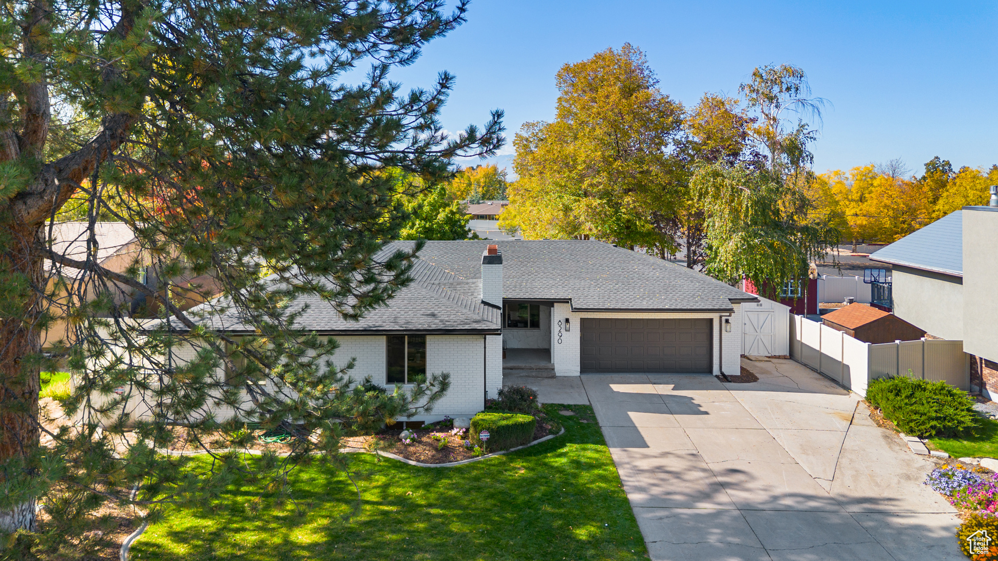 WILLOW CREEK - Residential