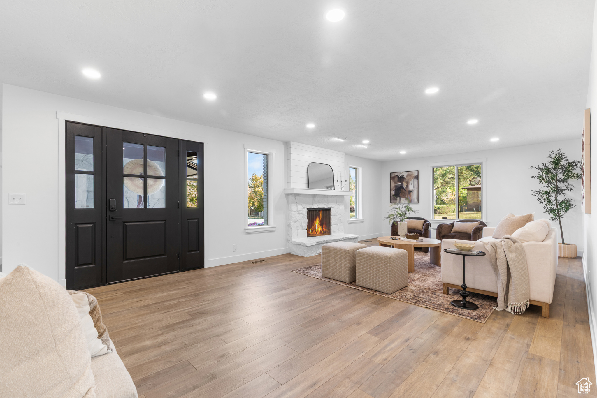 WILLOW CREEK - Residential