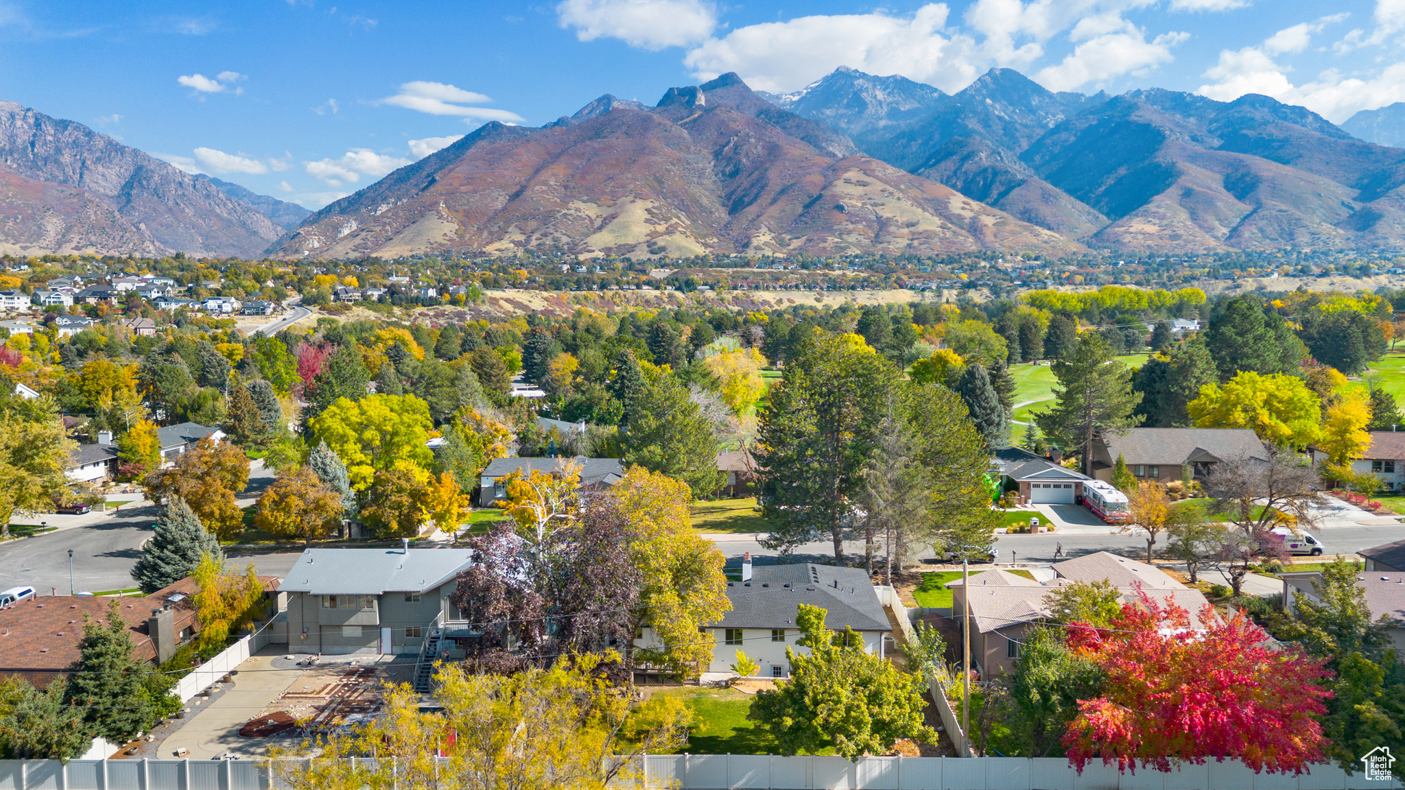 WILLOW CREEK - Residential