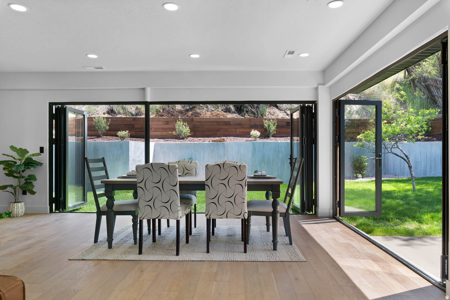 DORMONT ESTATES - Residential