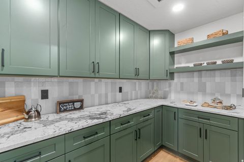 Tiny photo for 505 E 4750 N, Provo, UT 84604 (MLS # 2161558)