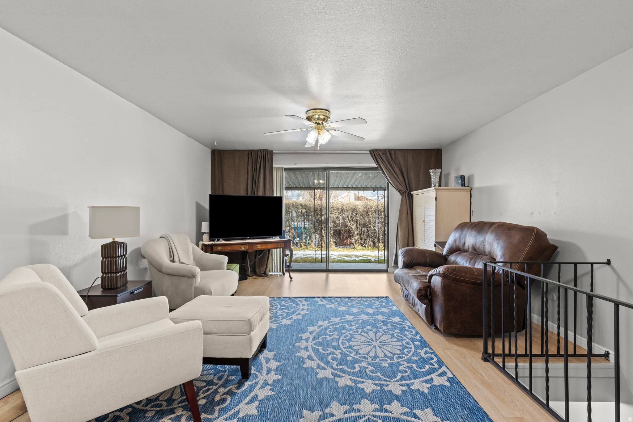 ASPEN CONDOS - Residential