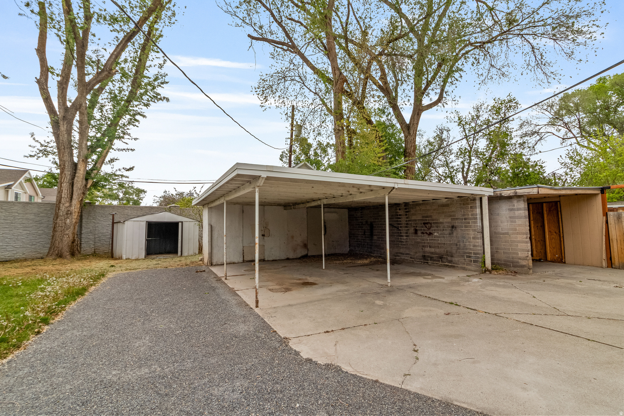 EDDIE-KAY SUBDIVISION - Residential Income