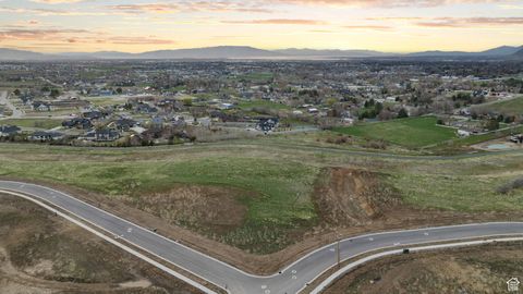 Tiny photo for 1974 S PRESERVE DR #56, Mapleton, UT 84664 (MLS # 2077098)