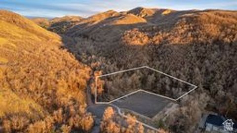 Tiny photo for Bountiful, UT 84010 (MLS # 2144478)