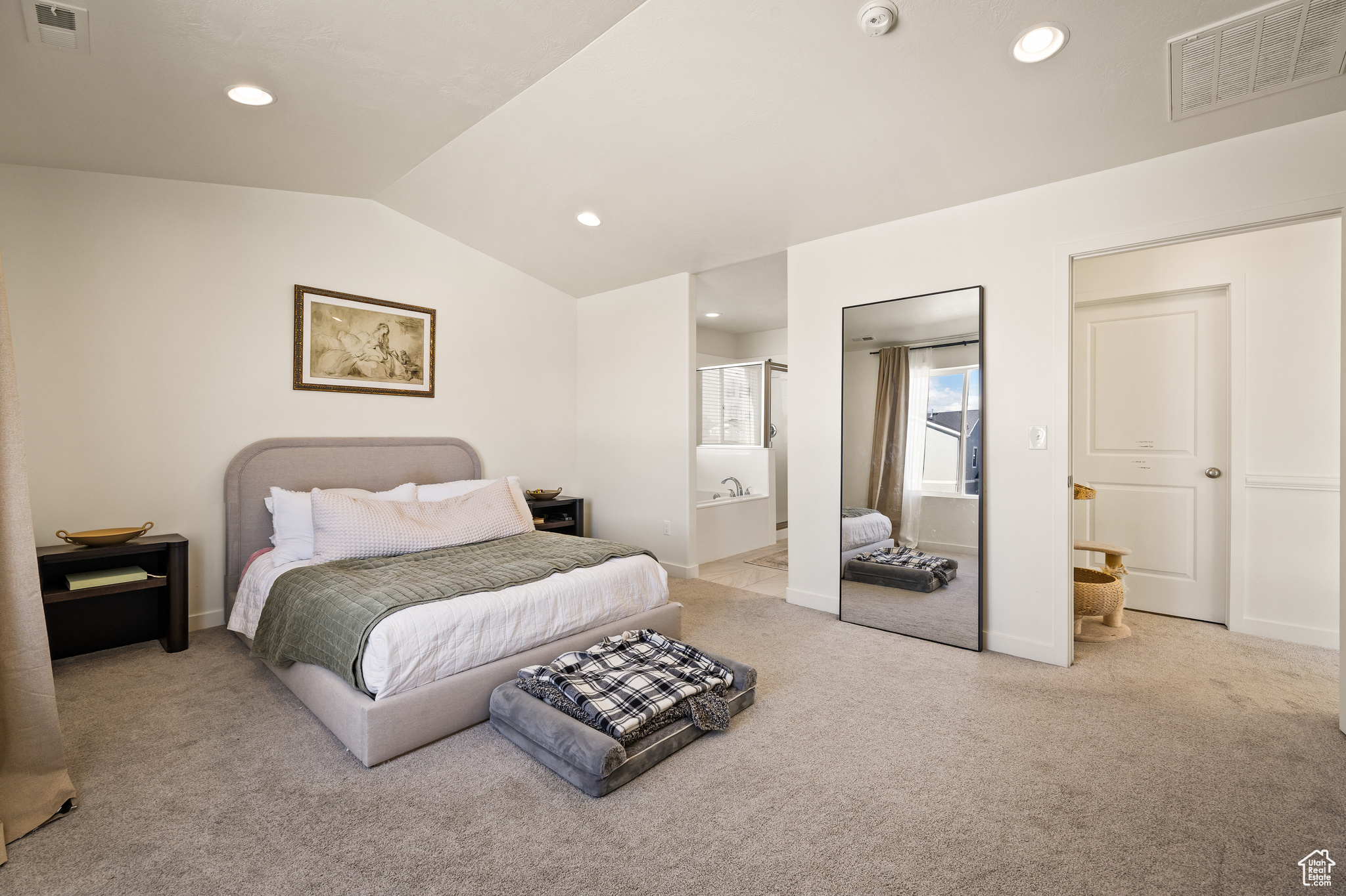LAKESHORE - Residential