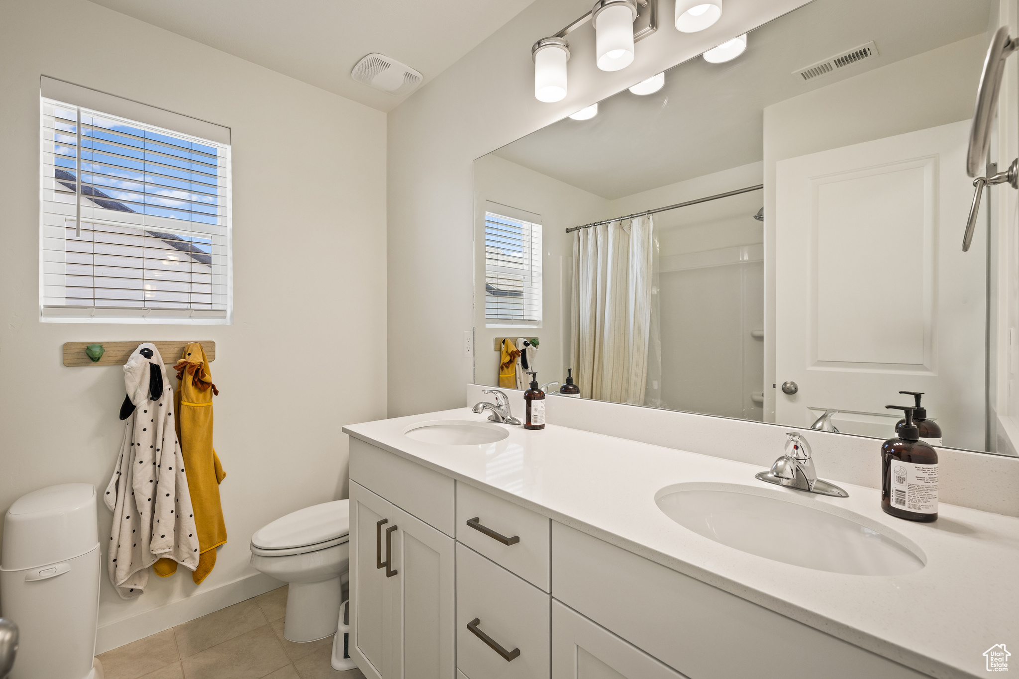 LAKESHORE - Residential