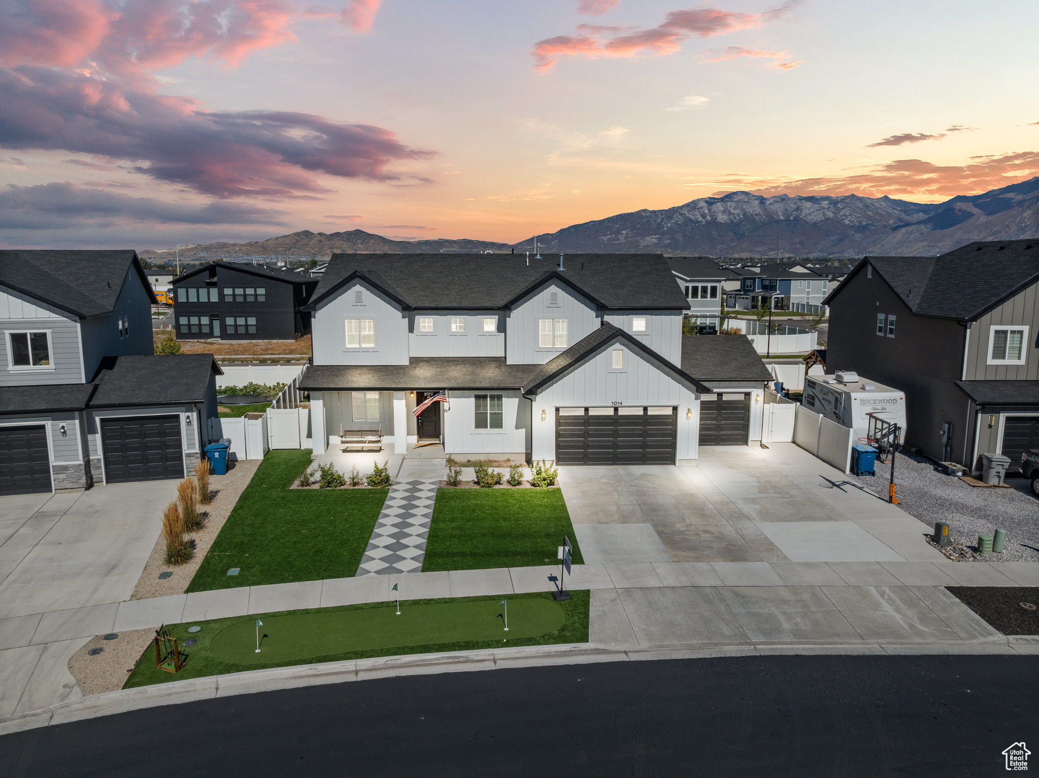 LAKESHORE - Residential