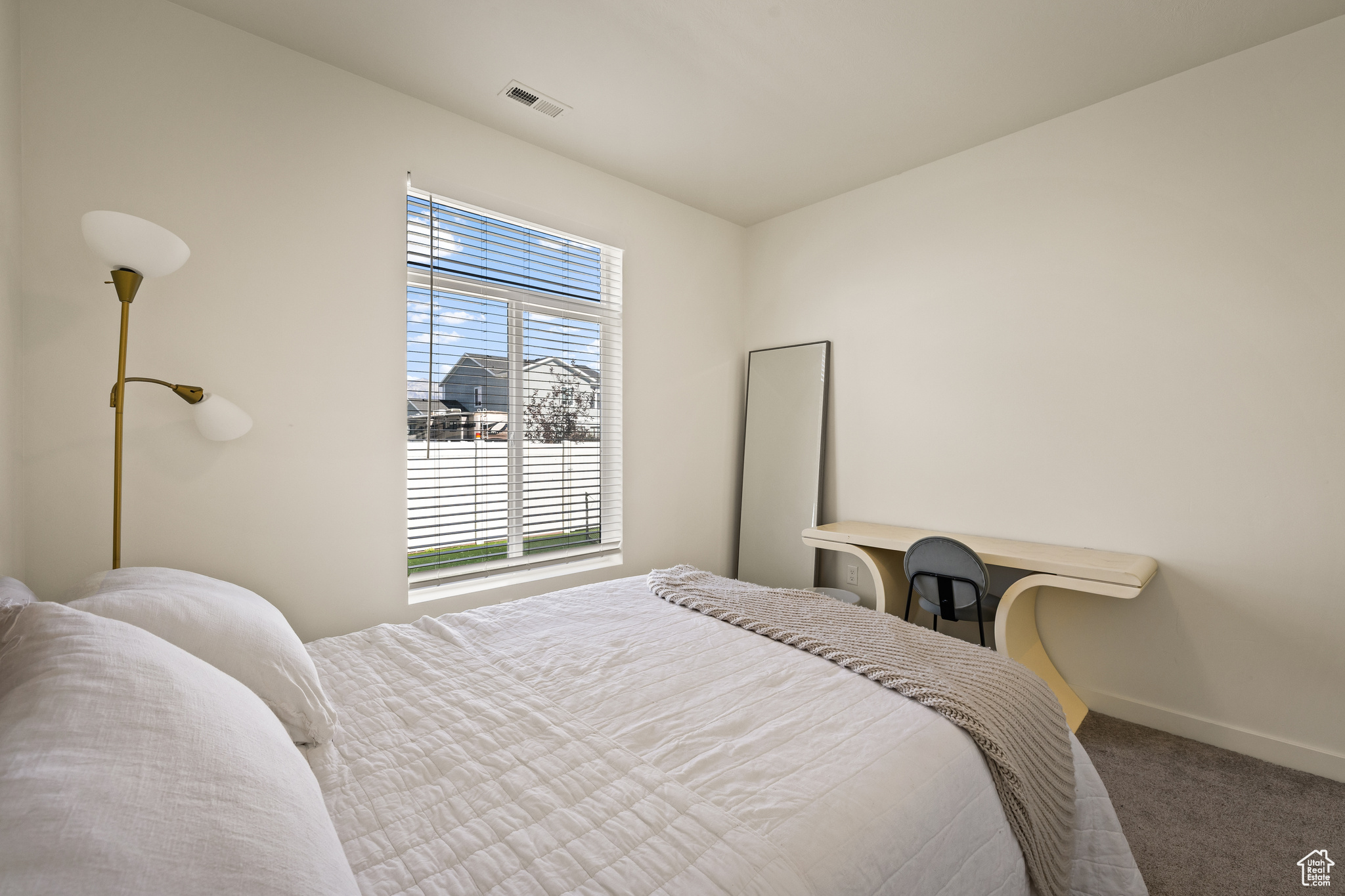 LAKESHORE - Residential