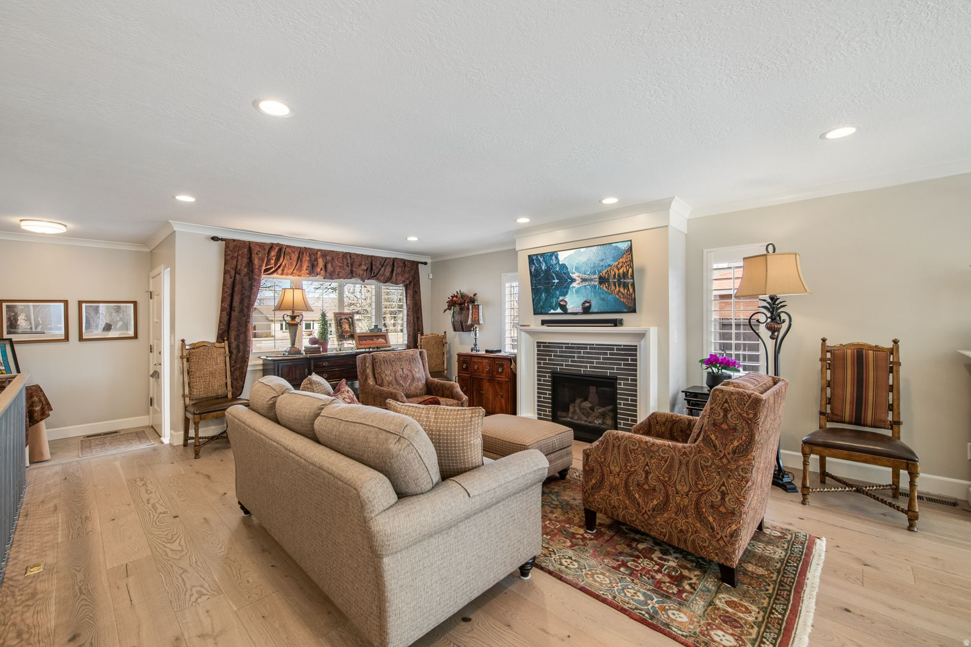 THREE FOUNTAINS - Residential