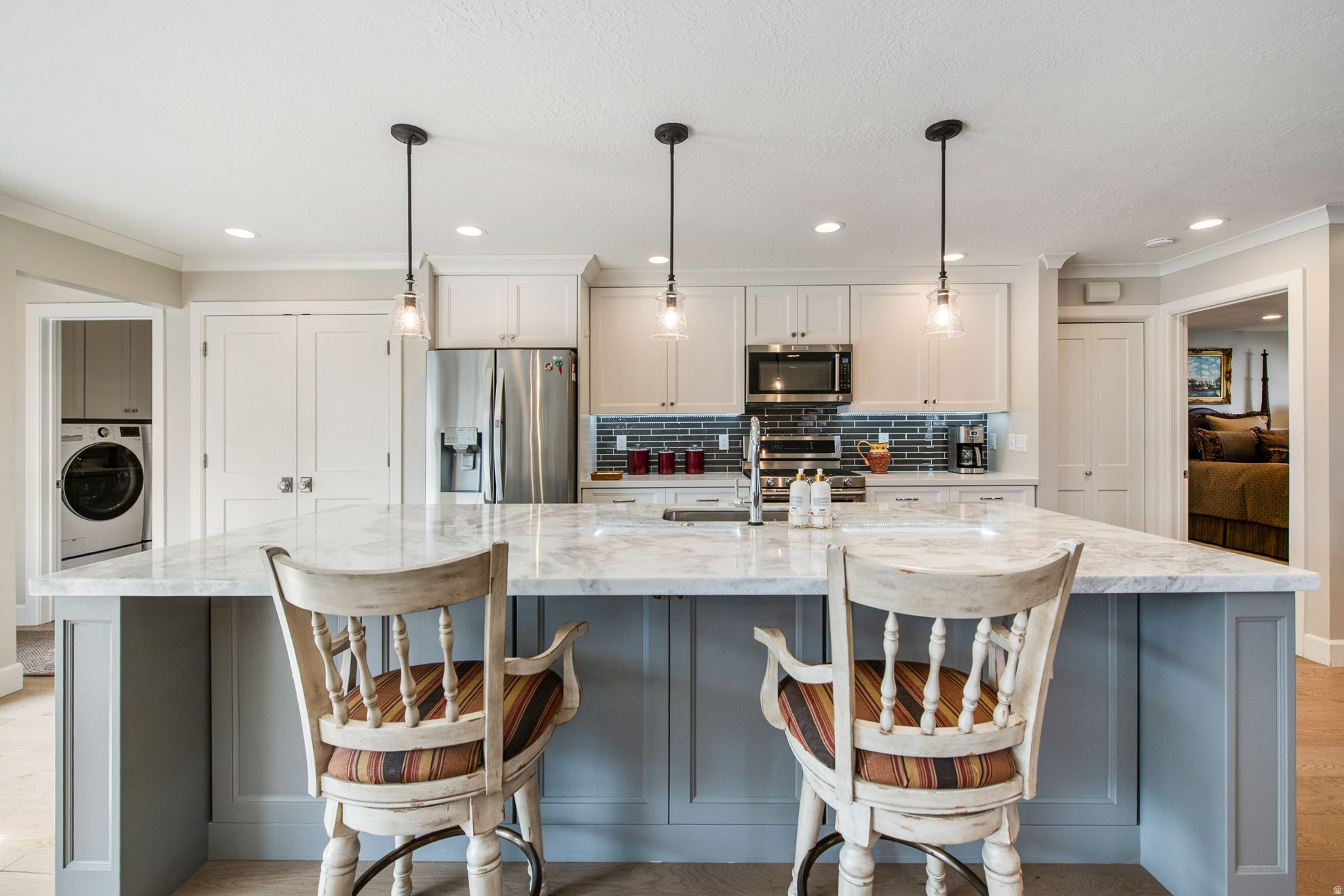 THREE FOUNTAINS - Residential