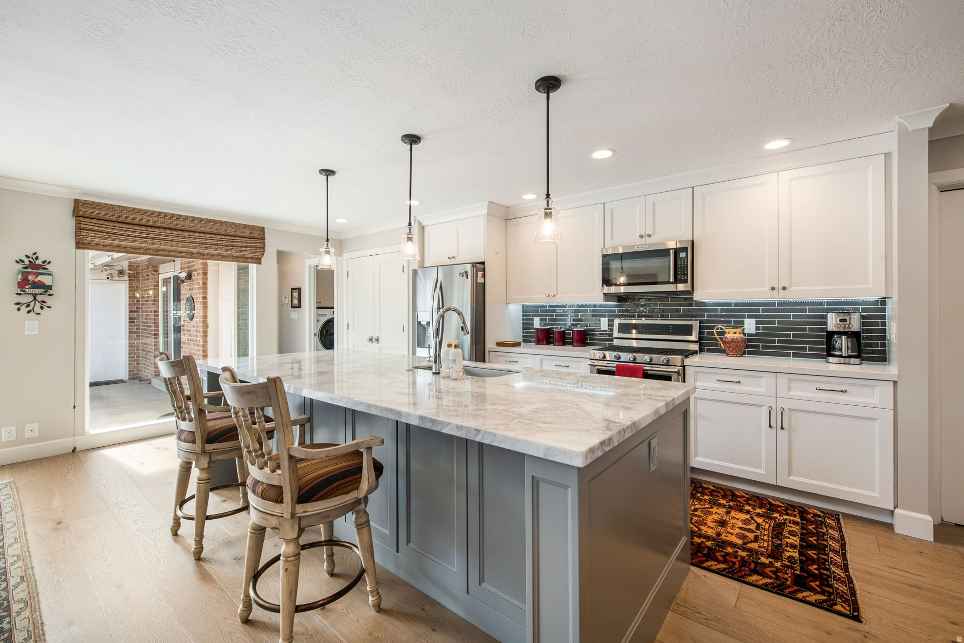 THREE FOUNTAINS - Residential