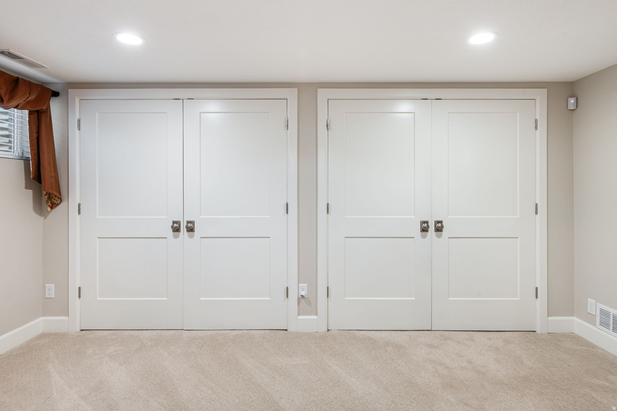 THREE FOUNTAINS - Residential