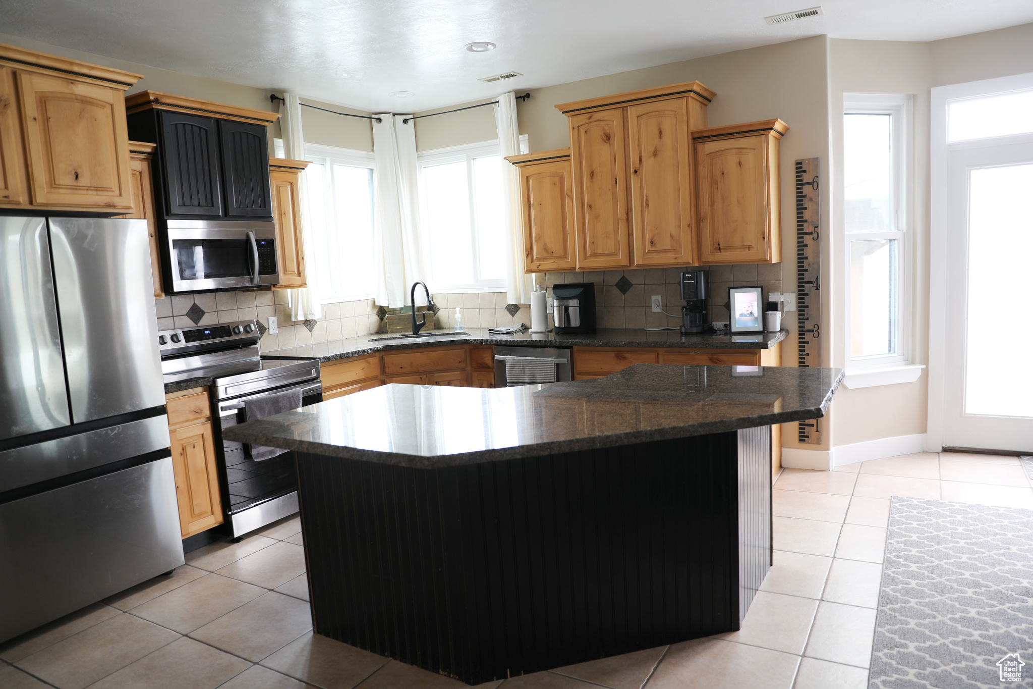 7044 W 8050, West Jordan, Utah image 15