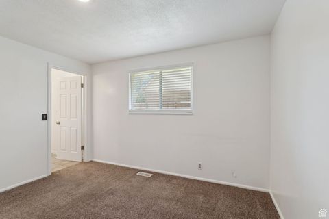 Tiny photo for 664 E 5720 S, Murray, UT 84107 (MLS # 2105612)
