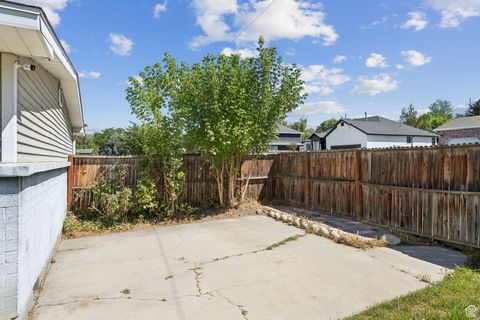 Tiny photo for 664 E 5720 S, Murray, UT 84107 (MLS # 2105612)