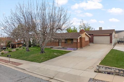 Tiny photo for 637 CHERRYWOOD RD, Kaysville, UT 84037 (MLS # 2148762)