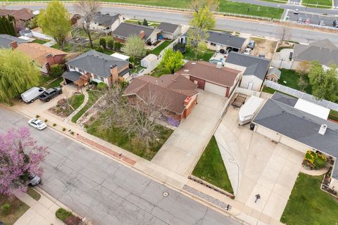 Tiny photo for 637 CHERRYWOOD RD, Kaysville, UT 84037 (MLS # 2148762)