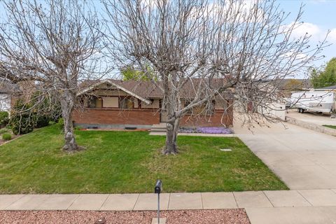 Tiny photo for 637 CHERRYWOOD RD, Kaysville, UT 84037 (MLS # 2148762)