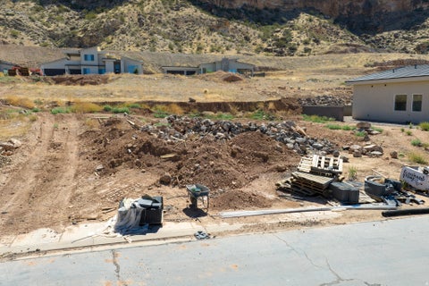 Tiny photo for 414 N 200 E #26, La Verkin, UT 84745 (MLS # 2158941)