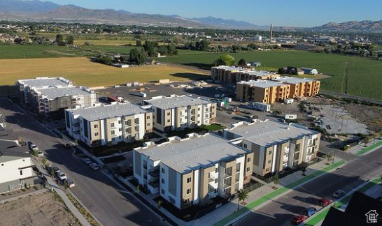 THE YARD - Residential Income