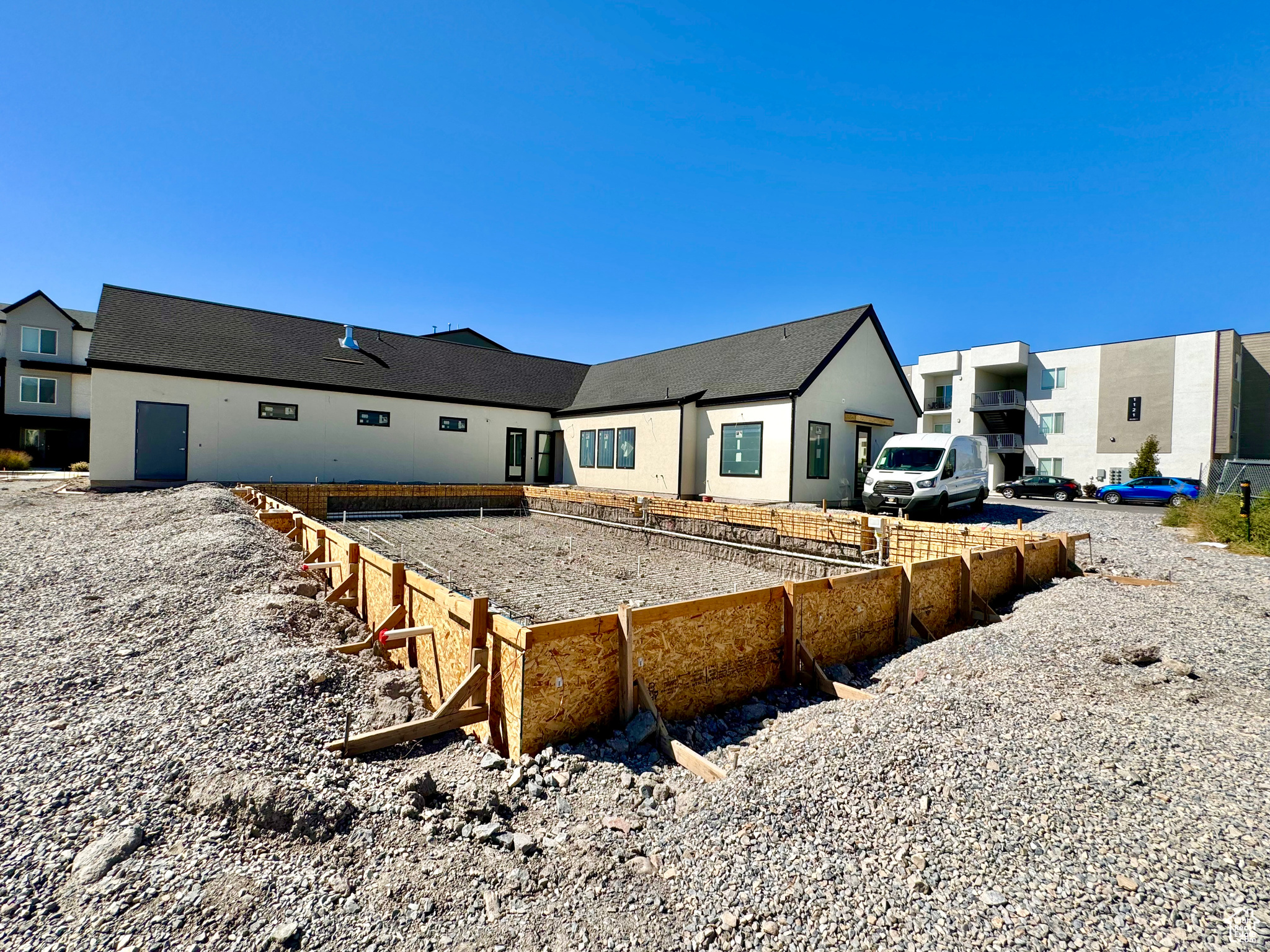 THE YARD - Residential Income