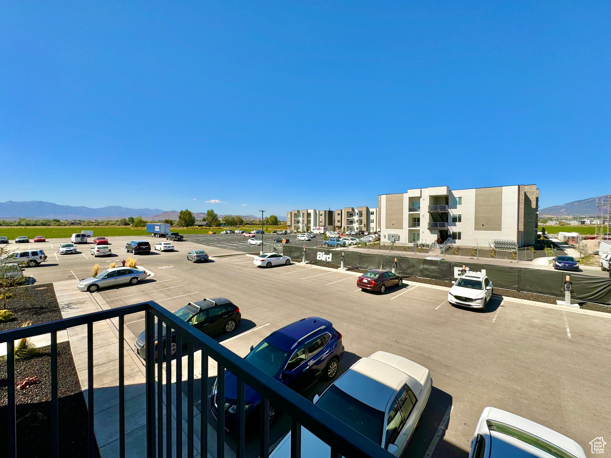 THE YARD - Residential Income