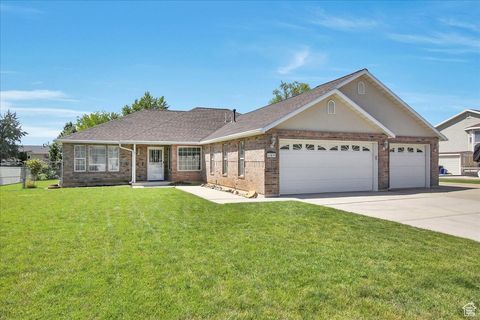 Photo of 149 W 1250 N, Harrisville, UT 84404 (MLS # 2105178)