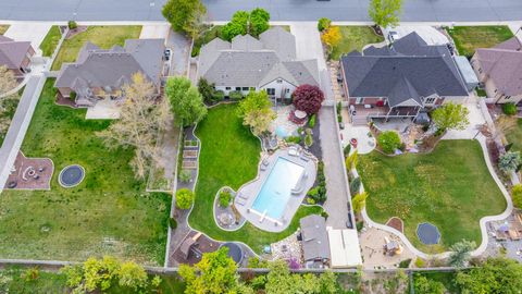 Tiny photo for 648 W 250 N, Lindon, UT 84042 (MLS # 2148824)