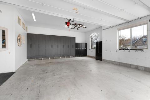 Tiny photo for 648 W 250 N, Lindon, UT 84042 (MLS # 2148824)