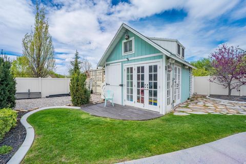 Tiny photo for 648 W 250 N, Lindon, UT 84042 (MLS # 2148824)