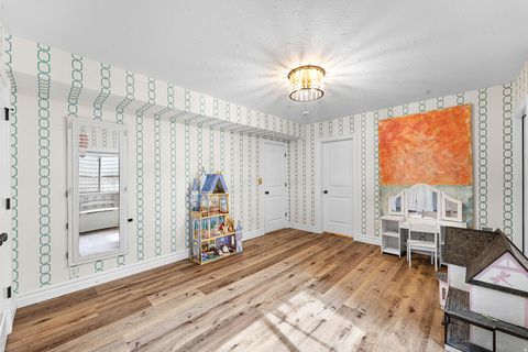 Tiny photo for 648 W 250 N, Lindon, UT 84042 (MLS # 2148824)