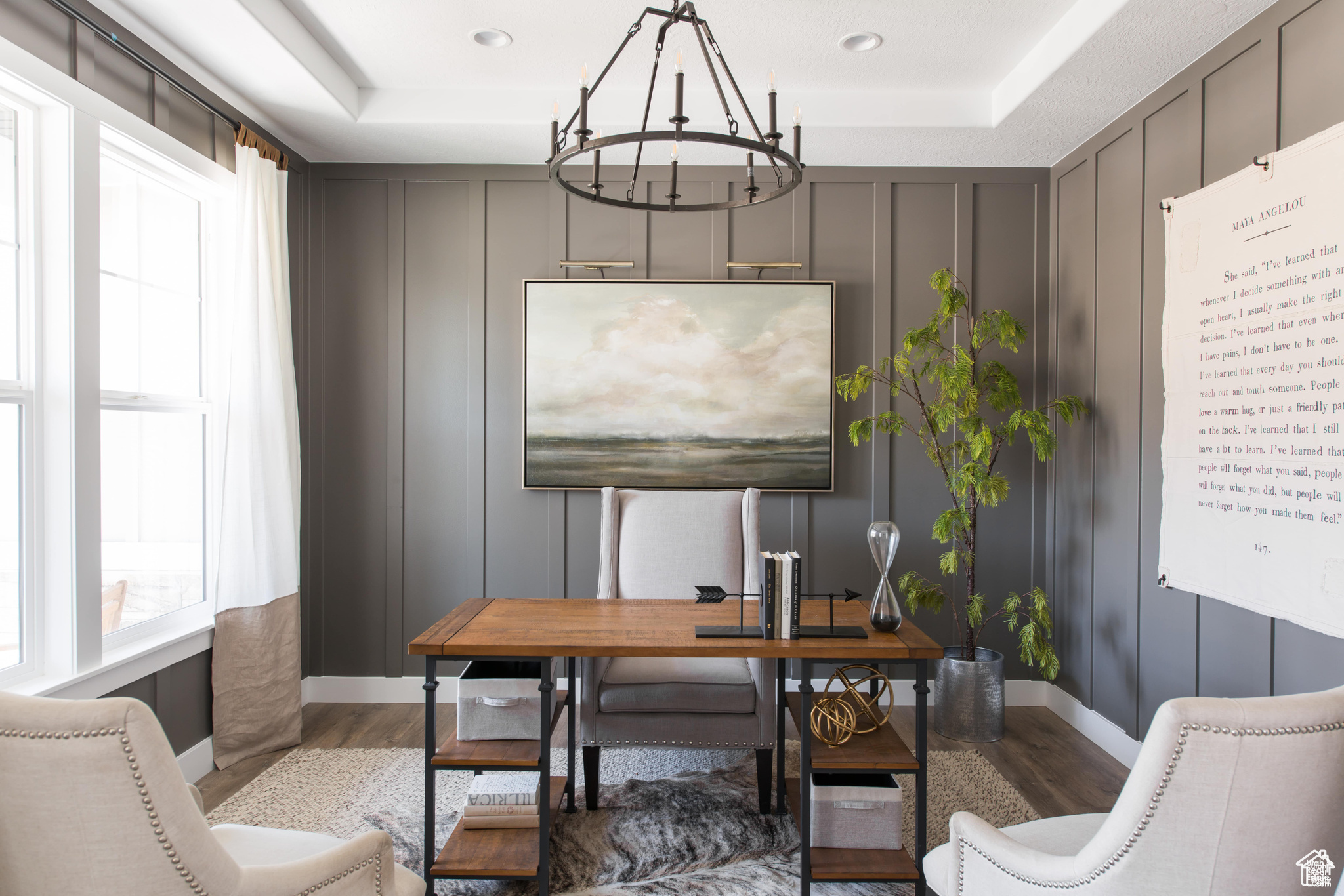 BROAD HOLLOW - Residential